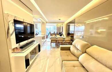 Imagem: O apartamento possui 3 Dormitórios, 2 Banheiros, 2 Vagas na