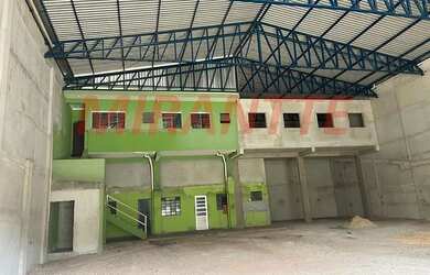 Imagem: O depósito possui 5 Vagas na garagem, 600m² de Área e está