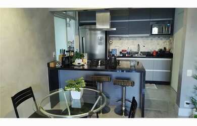 Imagem: O apartamento à venda possui 3 Dormitórios, 2 Banheiros, 2