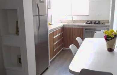 Imagem: O apartamento possui 2 Dormitórios, 1 Banheiro, 1 Vaga na garagem