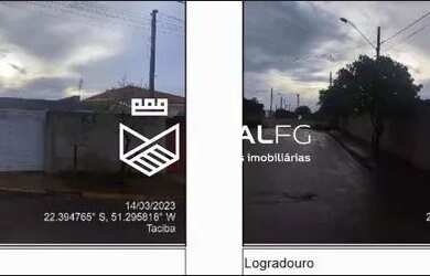 Imagem: A casa possui 2 Dormitórios, 1 Banheiro, 2 Vagas na garagem