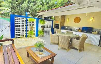 Imagem: A casa em condomínio possui 3 Dormitórios, 3 Banheiros, 4