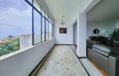 Imagem 7: 6 quartos, 400 metros, armários, portaria e linda vista!