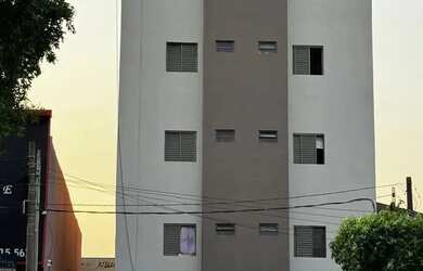 Imagem: A kitnet possui 1 Dormitório, 1 Banheiro, 1 Vaga na garagem