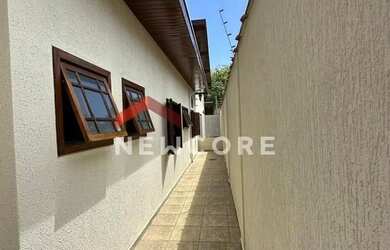 Imagem 14: Sobrado em Rua Doutor Aldemar de Moura Resende - Vila Resende - Caçapava/SP