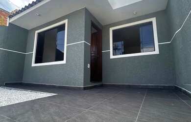 Imagem: A casa possui 2 Dormitórios, 1 Banheiro, 1 Vaga na garagem