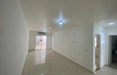 Imagem: A casa em condomínio possui 3 Dormitórios, 3 Banheiros, 2