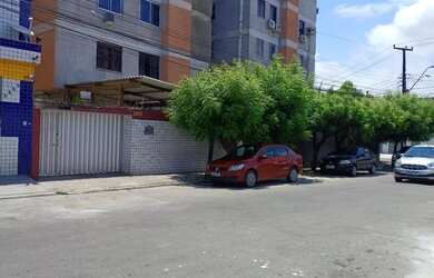 Imagem: O apartamento possui 4 Dormitórios, 3 Banheiros, 2 Vagas na