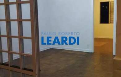 Imagem: O apartamento possui 3 Dormitórios, 2 Banheiros, 115m² de