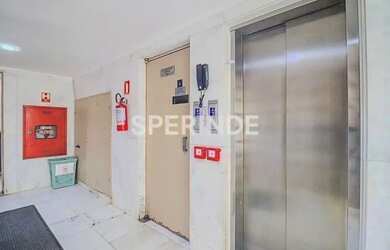 Imagem 9: Ótimo apartamento de 02 dormitórios, área de serviço com banheiro...