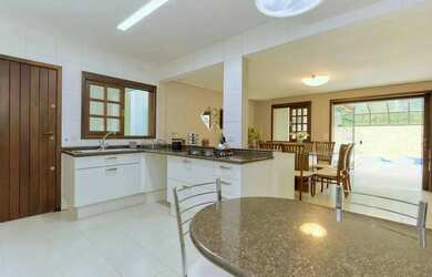 Imagem 5: Casa mobiliada em condomínio fechado com 3 dormitórios sendo 1 suíte...