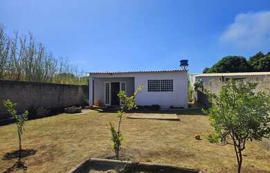 Imagem: O apartamento possui 2 Dormitórios, 2 Banheiros e está localizado