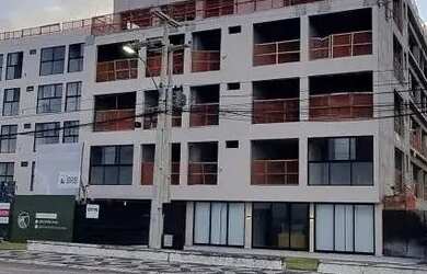 Imagem: O apartamento possui 1 Dormitório, 1 Banheiro, 1 Vaga na garagem