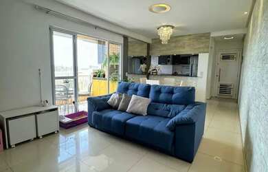 Imagem: O apartamento possui 3 Dormitórios, 2 Banheiros, 3 Vagas na