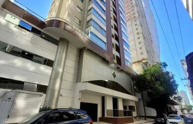 Imagem: O apartamento possui 3 Dormitórios, 3 Banheiros, 2 Vagas na