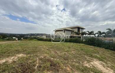 Imagem: O terreno possui 2.171m² de Área e está localizado em Loteamento