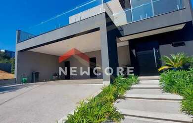 Imagem: A casa em condomínio possui 3 Dormitórios, 4 Banheiros, 5