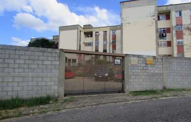 Imagem: O apartamento possui 3 Dormitórios, 1 Banheiro, 1 Vaga na garagem