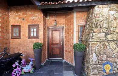 Imagem 5: Casa com 6 dorms Venda por R$ 1.190.000 ou Aluguel por R$ 5.025/mês -...