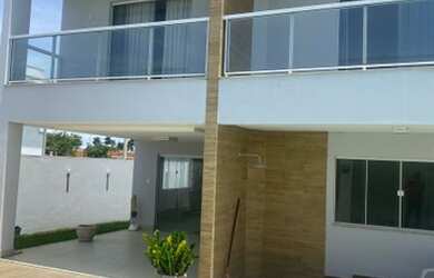 Imagem: A casa em condomínio possui 4 Dormitórios, 4 Banheiros, 3