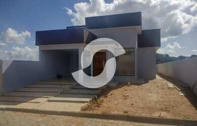 Imagem: A casa em condomínio possui 3 Dormitórios, 2 Banheiros, 2