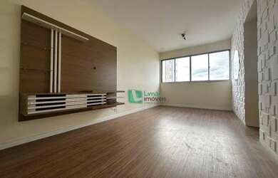 Imagem: O apartamento possui 2 Dormitórios, 2 Banheiros, 1 Vaga na