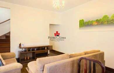 Imagem: A casa possui 4 Dormitórios, 2 Banheiros, 1 Vaga na garagem