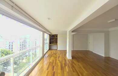 Imagem: O apartamento na cobertura possui 3 Dormitórios, 5 Banheiros