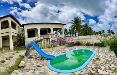 Imagem: A casa para alugar possui 4 Dormitórios, 5 Banheiros, 5 Vagas