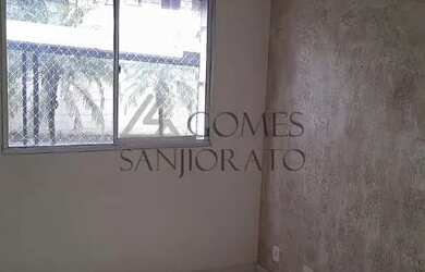 Imagem: O apartamento possui 1 Dormitório, 1 Banheiro, 1 Vaga na garagem