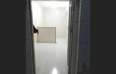 Imagem: A casa possui 1 Dormitório e 1 Banheiro e está localizado