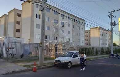 Imagem: O apartamento possui 2 Dormitórios, 1 Banheiro, 1 Vaga na garagem
