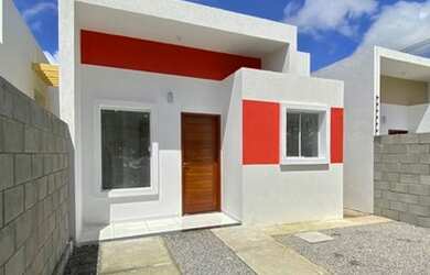 Imagem: A casa possui 2 Dormitórios, 1 Banheiro, 2 Vagas na garagem