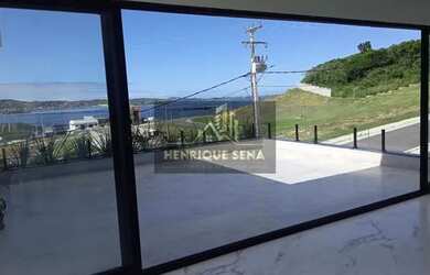 Imagem: A casa em condomínio possui 3 Dormitórios, 3 Banheiros, 4