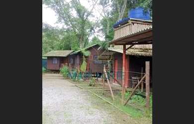 Imagem: O studio possui 2 Dormitórios, 2 Banheiros, 100m² de Área