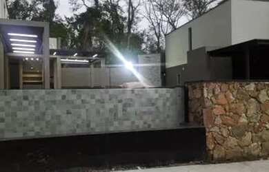 Imagem: A casa em condomínio possui 3 Dormitórios, 4 Banheiros, 4