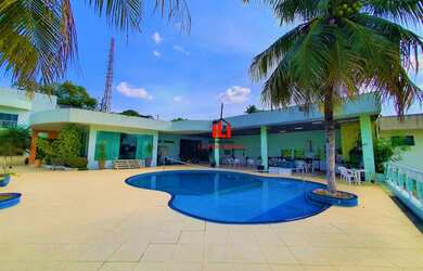 Imagem: A casa em condomínio possui 5 Dormitórios, 5 Banheiros, 4