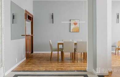 Imagem: O apartamento possui 3 Dormitórios, 4 Banheiros, 201m² de