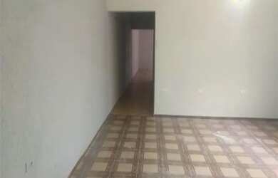 Imagem: A casa possui 2 Dormitórios, 1 Banheiro e 70m² de Área e