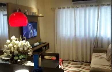 Imagem: A casa possui 2 Dormitórios, 3 Banheiros, 1 Vaga na garagem