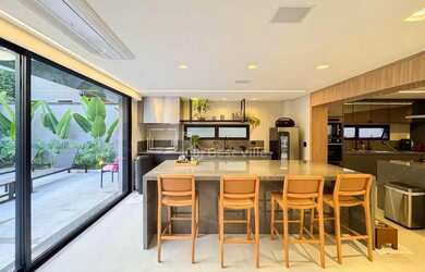 Imagem 13: Casa Mobiliada à venda e para alugar, com 530m² de área construída,...