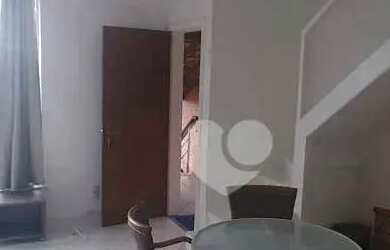 Imagem: O apartamento possui 3 Dormitórios, 2 Banheiros, 3 Vagas na