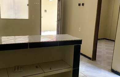 Imagem: A casa em condomínio para alugar possui 1 Dormitório, 1 Banheiro