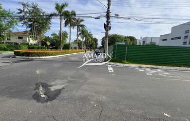 Imagem: O terreno possui 800m² de Área e está localizado em Ponta