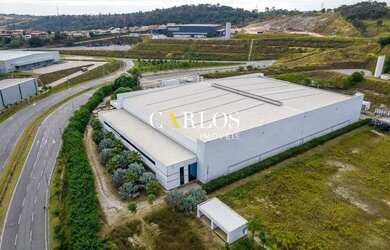 Imagem: O depósito possui 10910m² de Área e está localizado em Amazonas