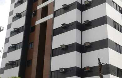 Imagem: O apartamento possui 4 Dormitórios, 3 Banheiros, 2 Vagas na