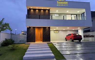 Imagem: A casa em condomínio possui 5 Dormitórios, 5 Banheiros, 5