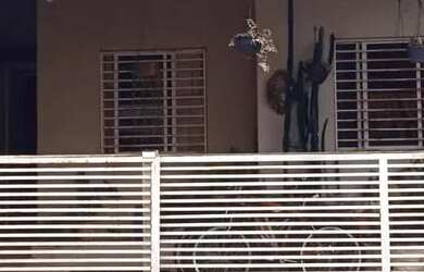 Imagem: A casa em condomínio possui 3 Dormitórios, 3 Banheiros, 1