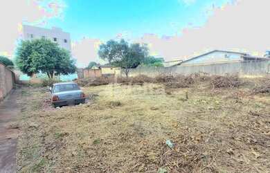 Imagem 3: Área disponível para venda 1.040 m² no bairro Presidente Roosevelt em Uberlândia-MG