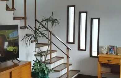 Imagem 5: Casa Petrópolis Mosela 4 quartos rua próxima a Igreja